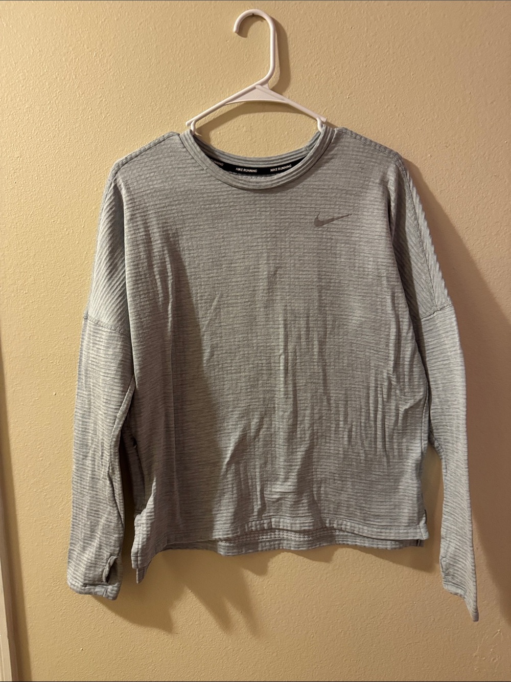 Nike Men’s Light Gray Long-Sleeve Crew with Subtle Swoosh